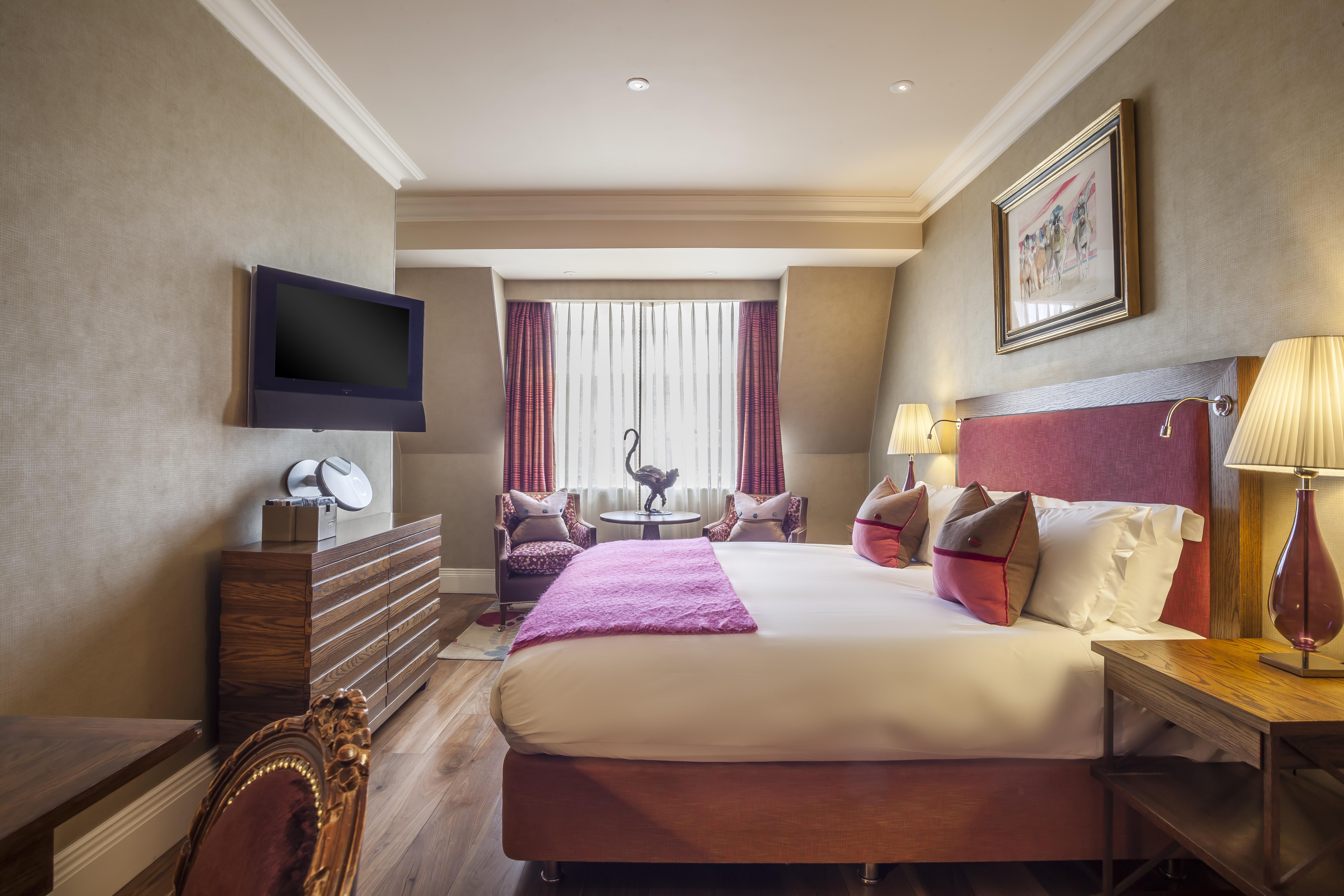 The Roseate Reading Hotel Exterior photo A bedroom at the hotel